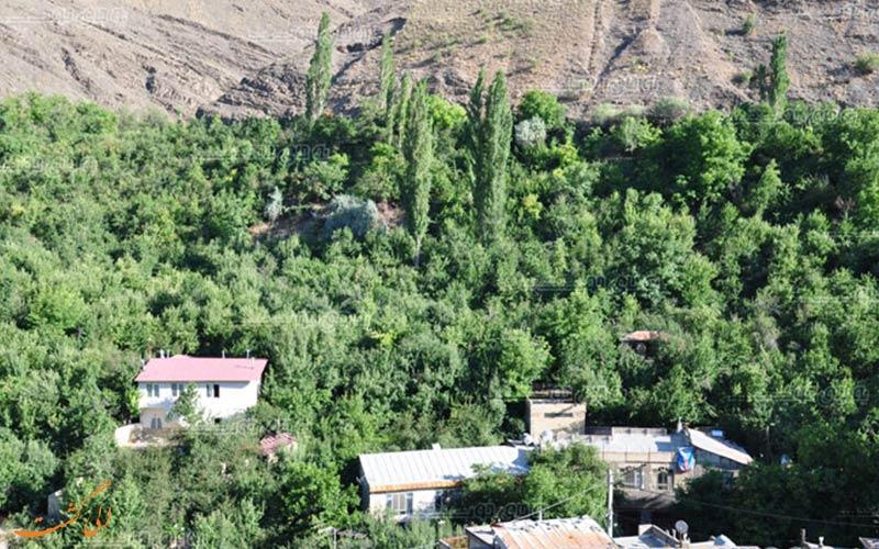 روستای زشک در مشهد، روستایی برای تمام فصول!